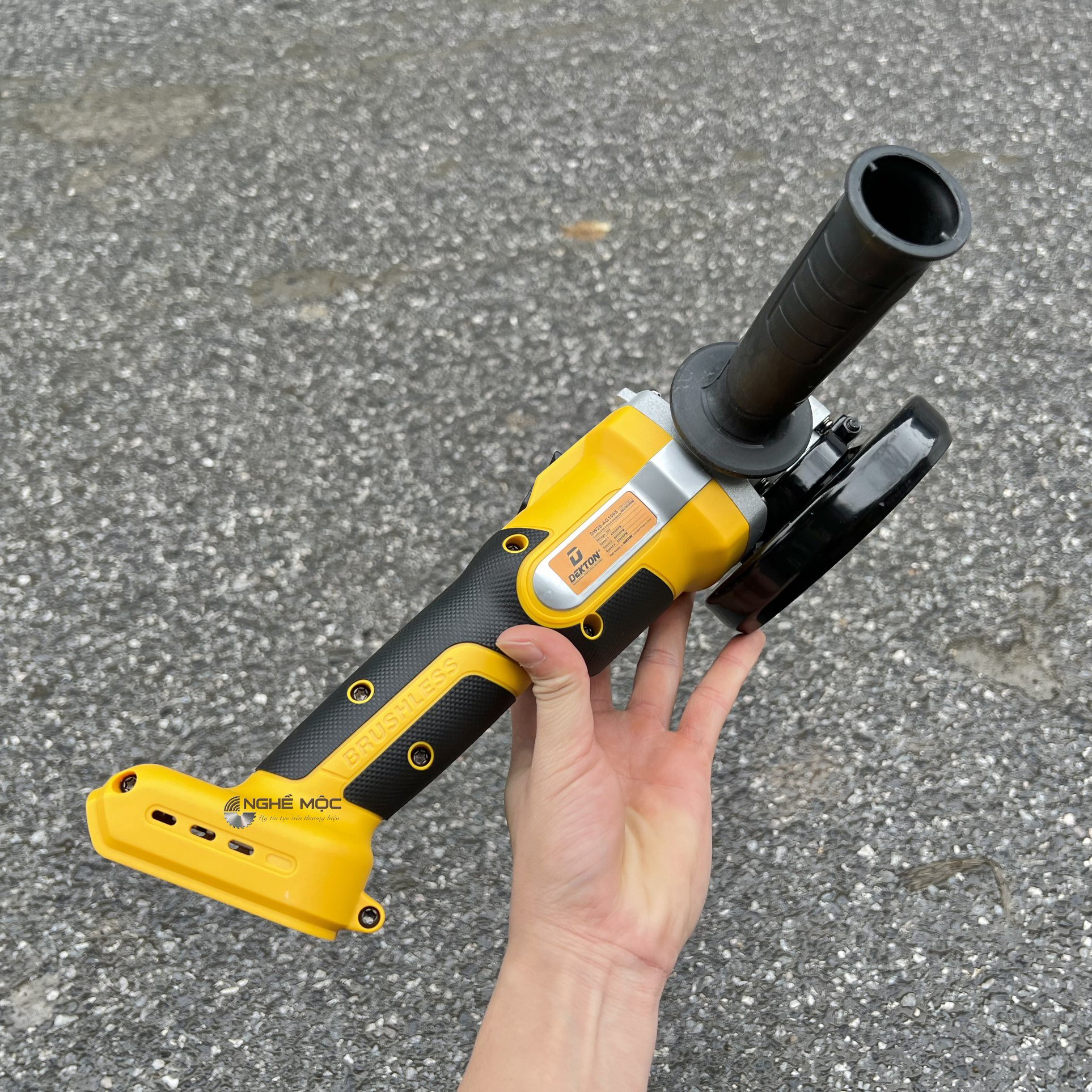 Máy Mài Góc Dekton D20 -AG100S (dùng được chân pin Dewalt)