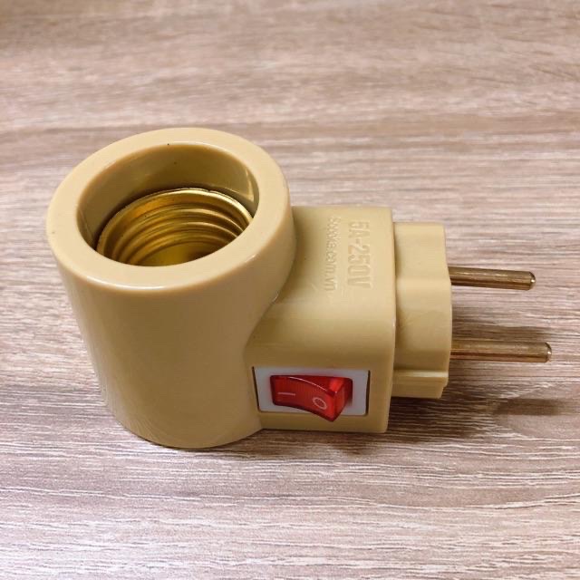 [HCM]Đuôi đèn liền phích cắm có công tắc Sopoka