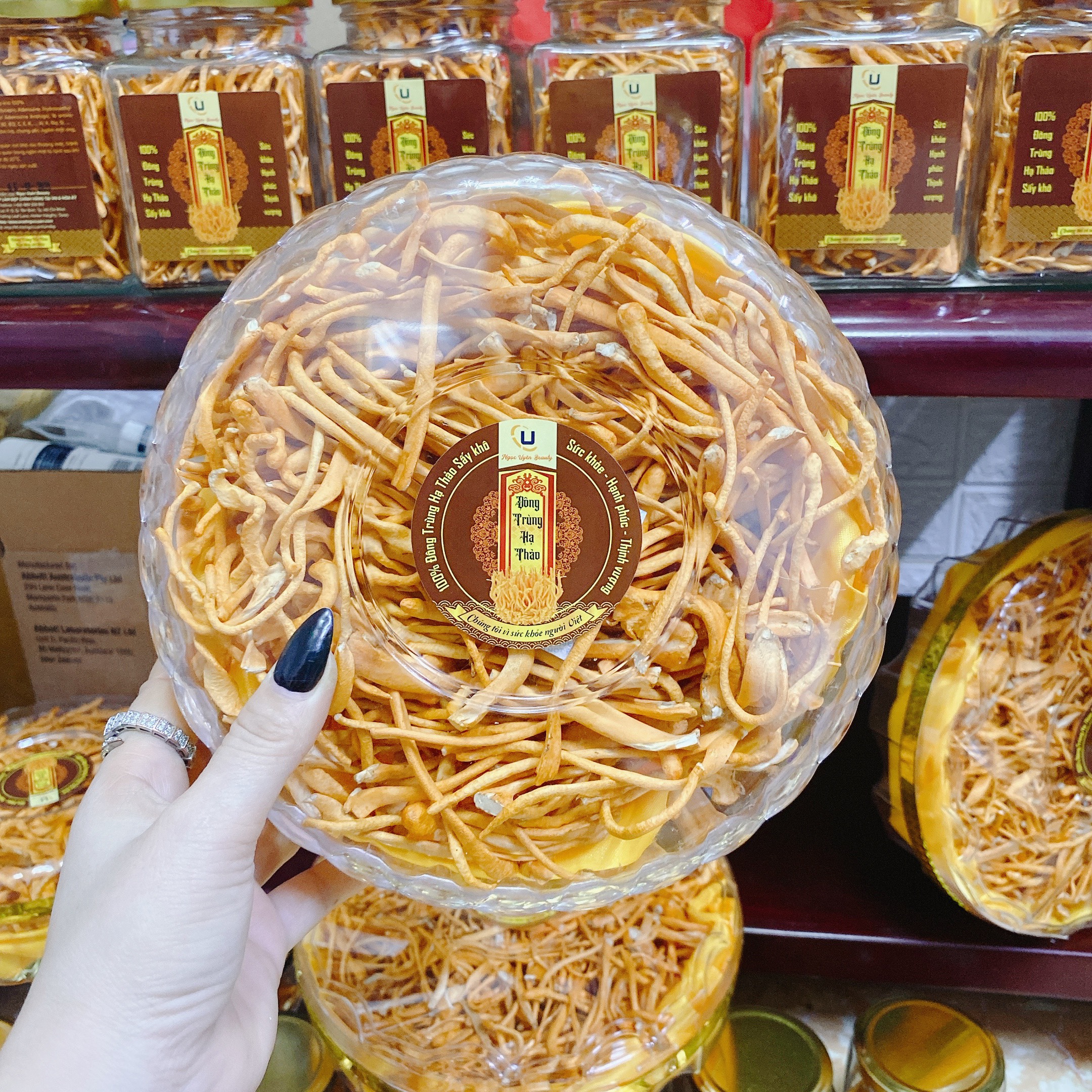 Đông Trùng Hạ Thảo