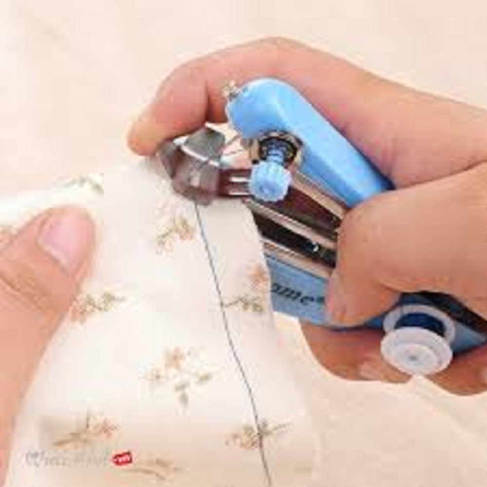 [HCM]Máy khâu mini cầm tay tiện lợi
