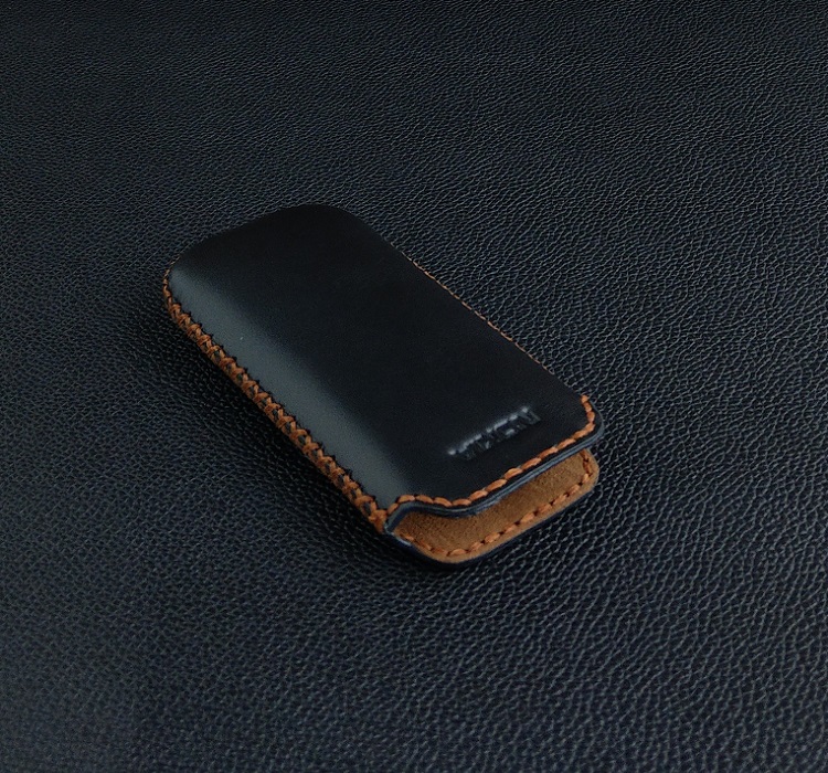 Bao Da Túi Rút Không Dây Nokia 8800 Da Bò