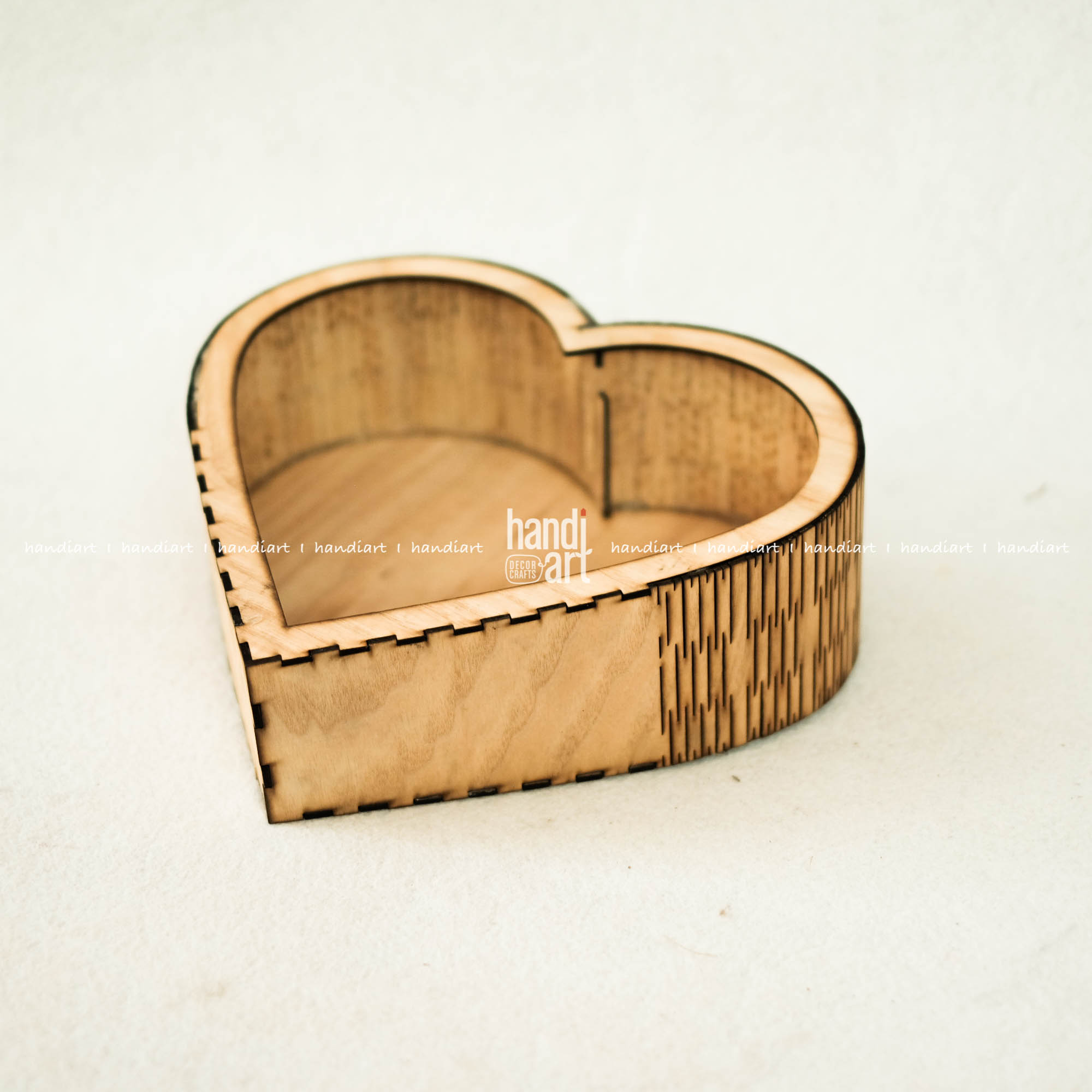 Khay gỗ gói quà hình trái tim