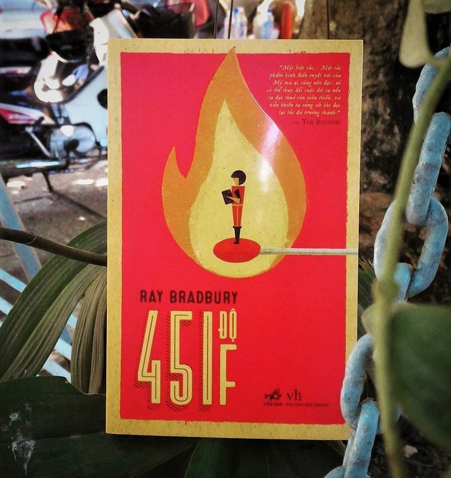 451 Độ F - Bìa Cứng