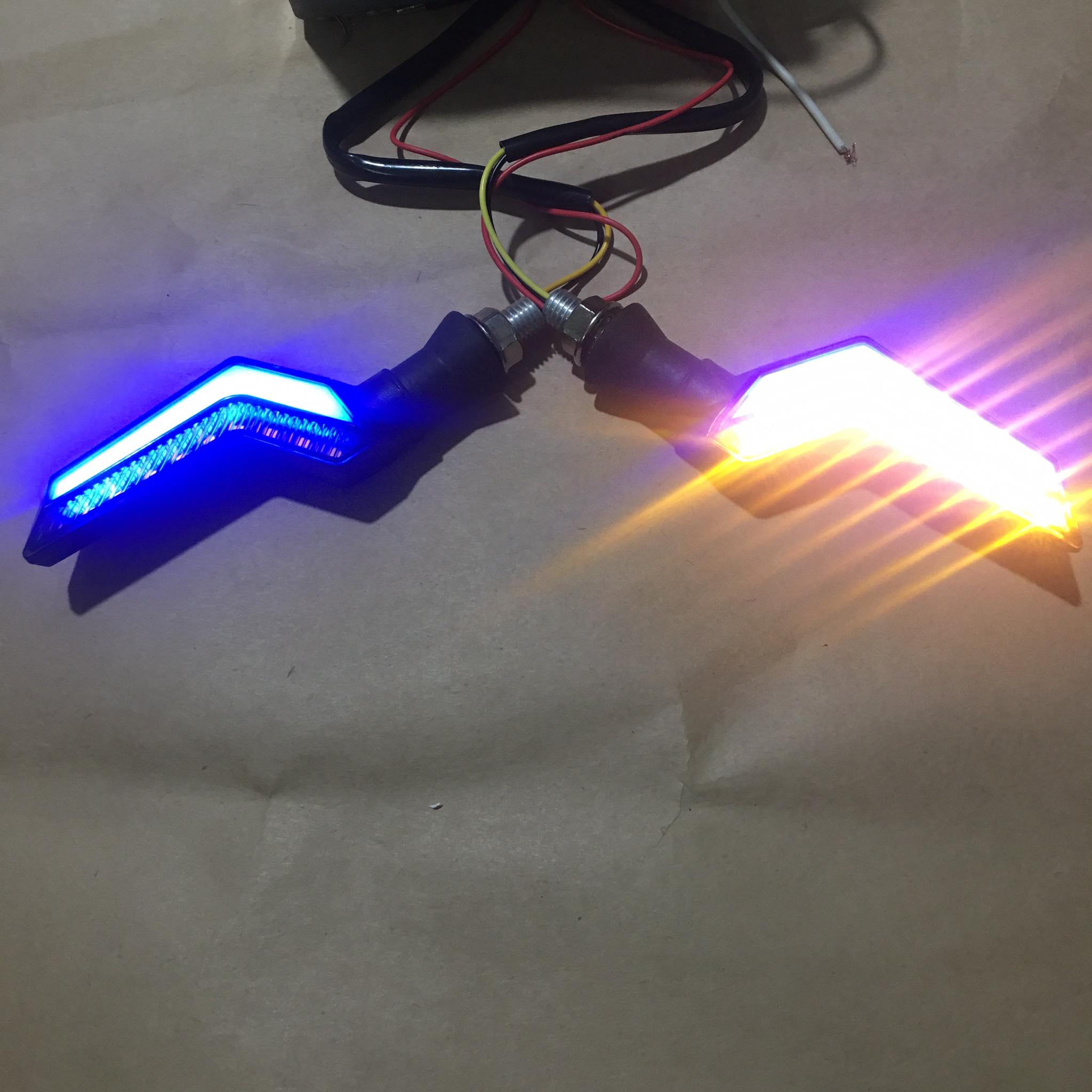 Đèn xi nhan led X1R chạy hiệu ứng dòng chảy ( GIÁ 1 ĐÔI )