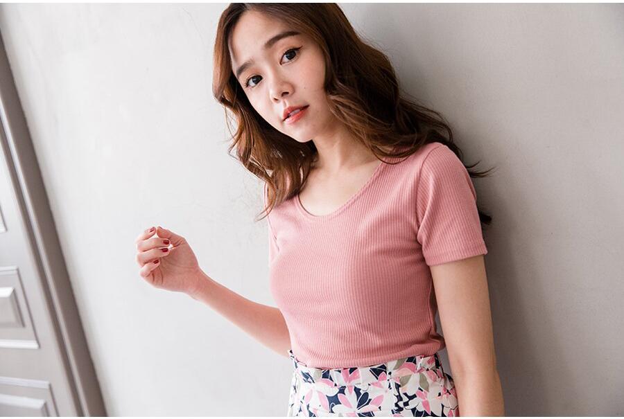 Áo thun nữ basic trơn cổ tròn