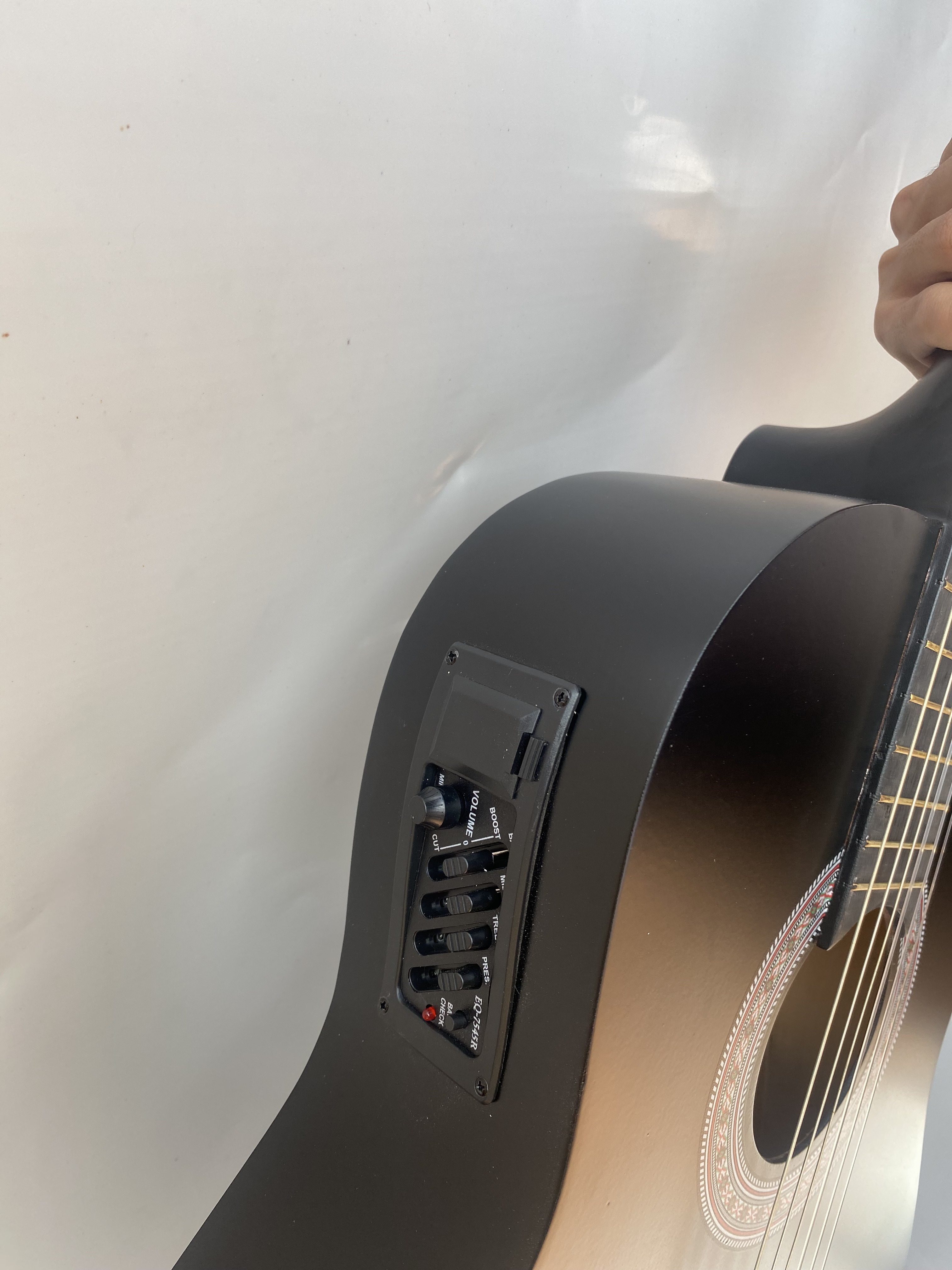 Đàn Guitar Woim Classic Có Ty Và Gắn EQ-7545R Tuỳ Chọn