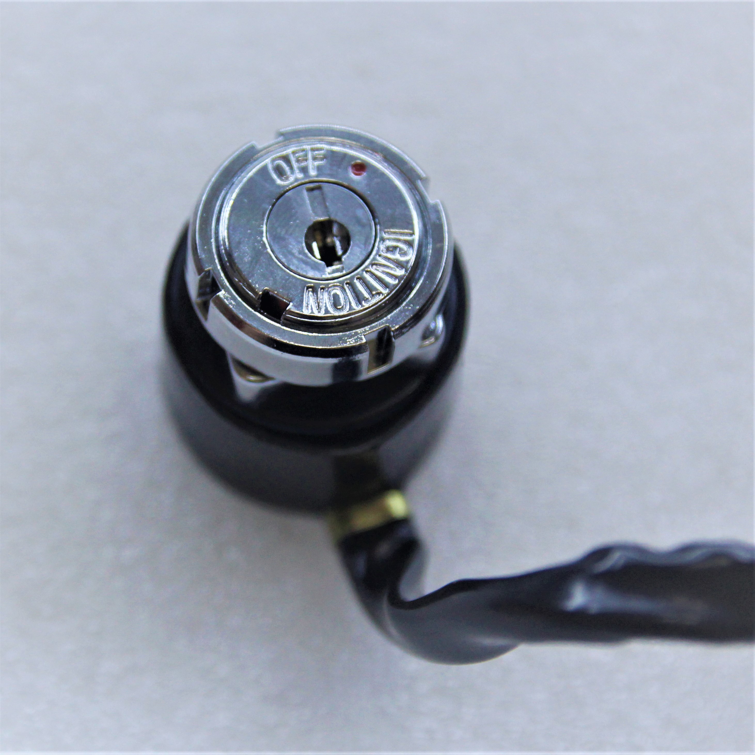 BỘ Ổ KHOÁ XE 67 UNION