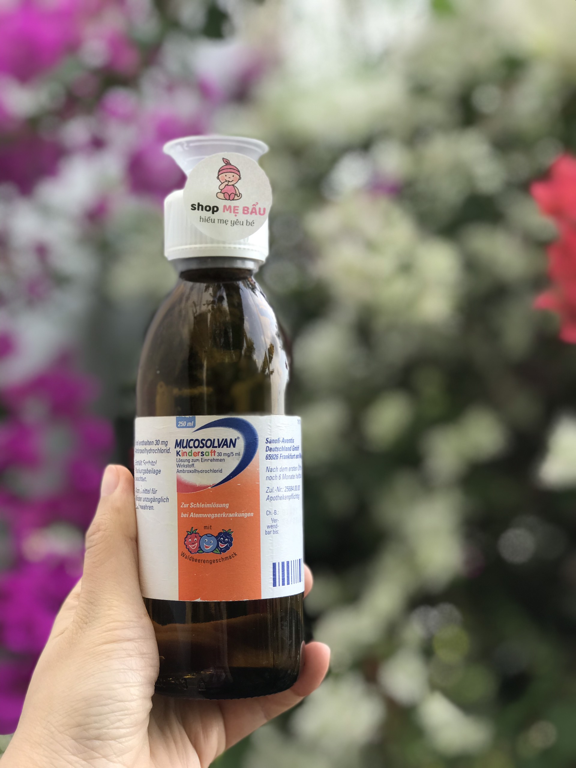 Siro ho Mucosolvan Kindersaft có dâu