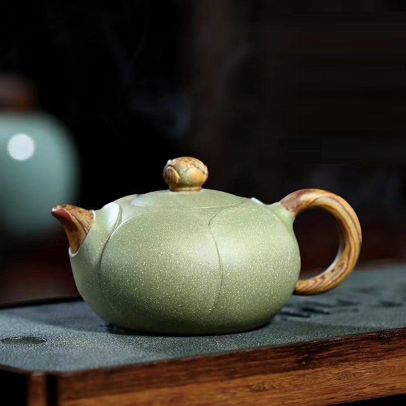 Ấm tử sa nghi hưng tây thi thanh liên 300 ml