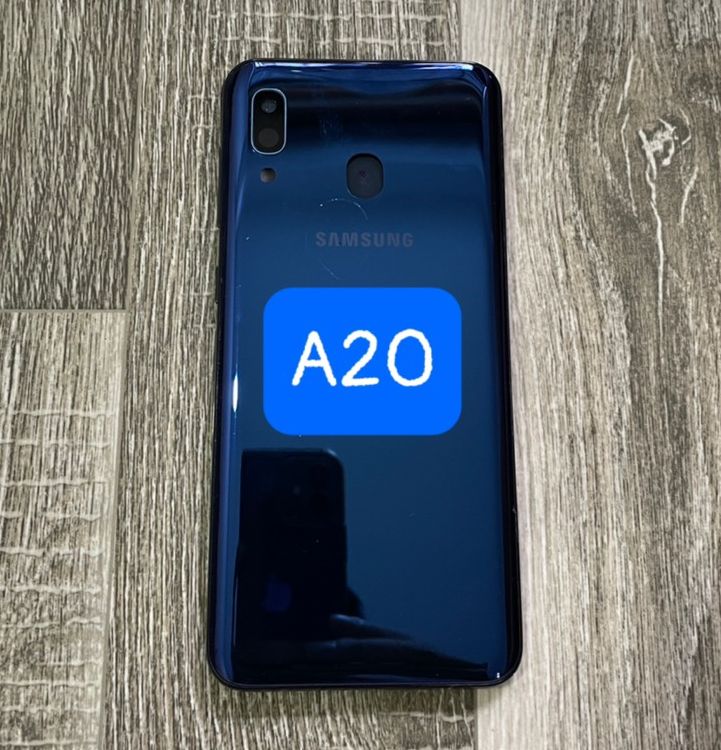 bộ xương vỏ samsung A20 (zin)