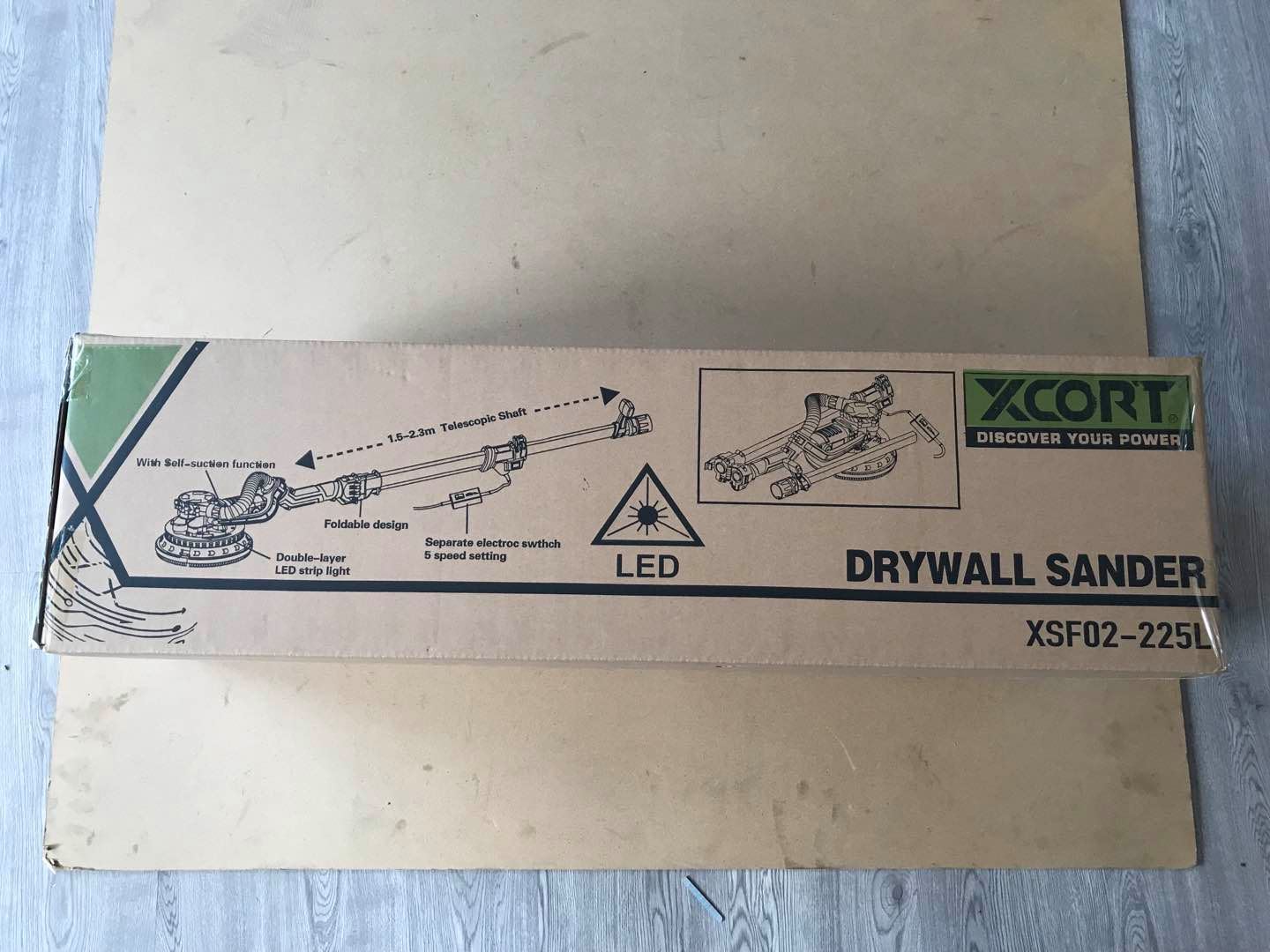 Máy chà tường cần dài 900W XCORT [CHÍNH HÃNG]
