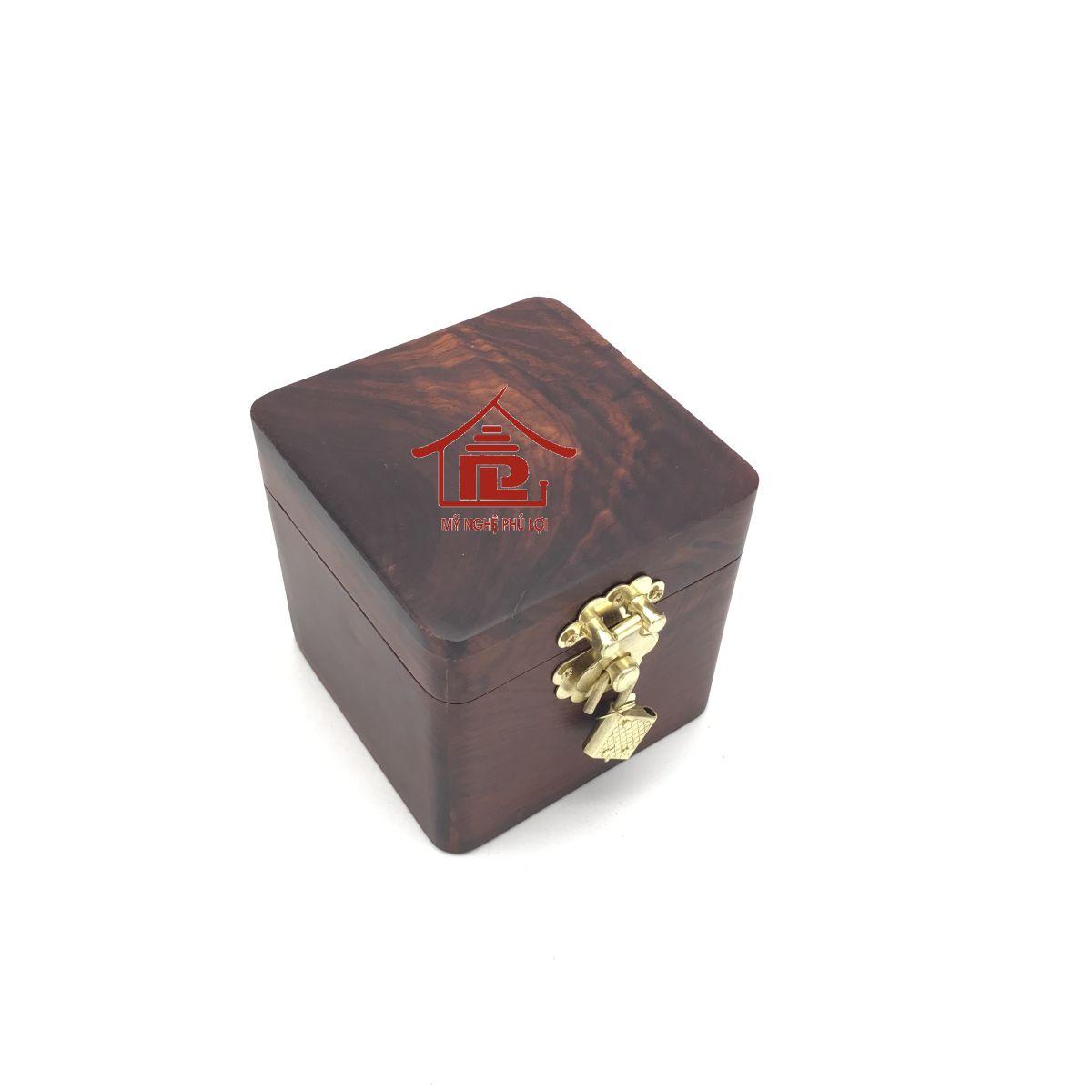Hộp đựng dấu