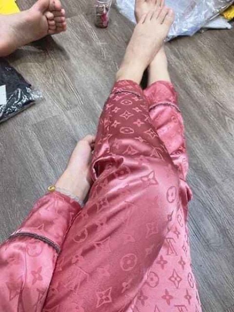Bộ lụa gấm mặc nhà mẫu mới, bộ đồ sau sinh