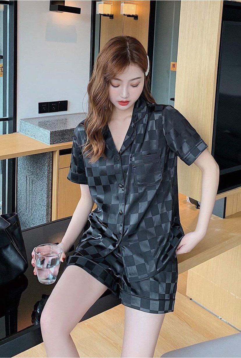 Bộ Đồ Pijama Lụa Pijama Lụa Áo Cộc - Quần Đùi HÀNG ĐẸP CHUẨN] [ẢNH THẬT +VIDEO]
