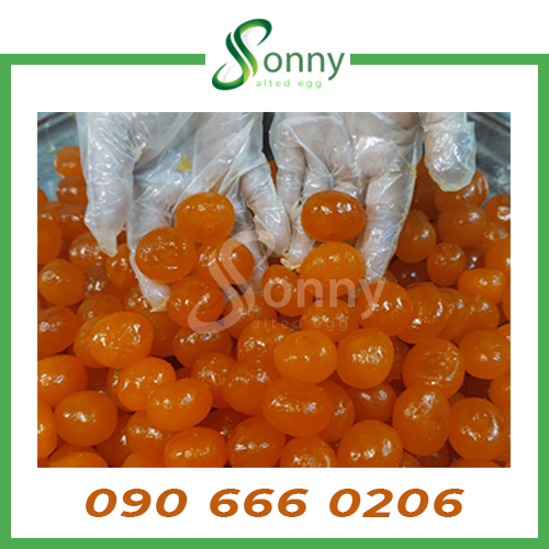 [Chỉ giao TPHCM] Lòng đỏ trứng muối sạch cỡ 11gr - 50 trứng/túi