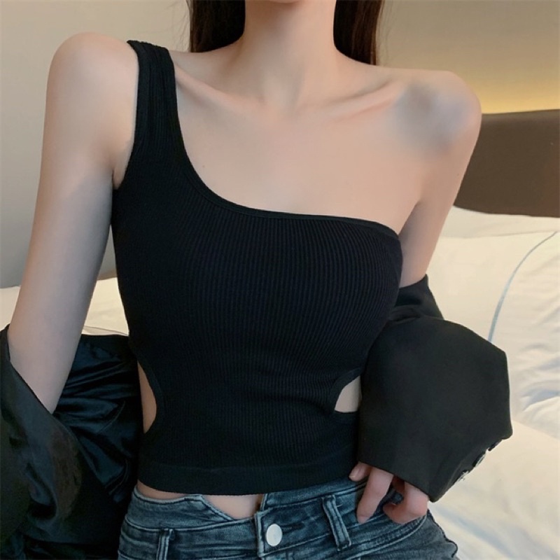 Áo thun thời trang nữ khoe eo khoét vai thời trang