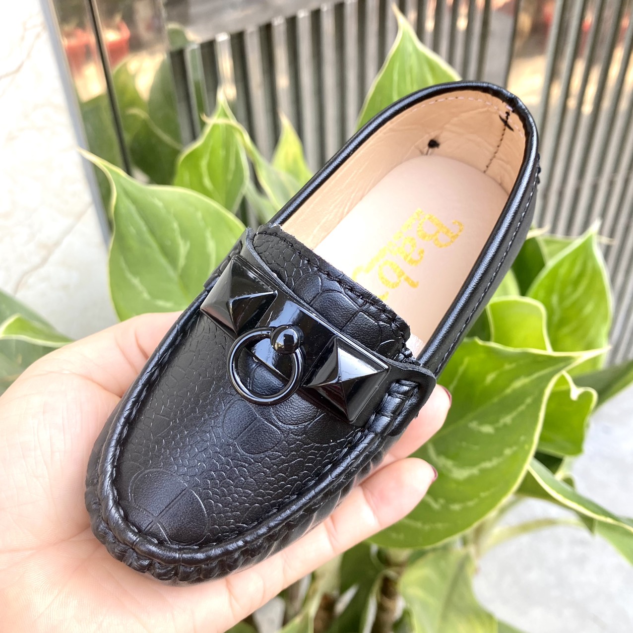 Giày lười bé trai cao cấp khuy tròn