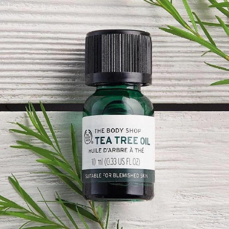 Tinh dầu trà trị mụn The Body Shop Tea Tree Oil nhập khẩu