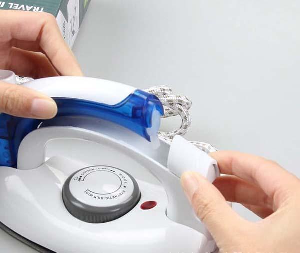 Bàn là du lịch gấp gọn