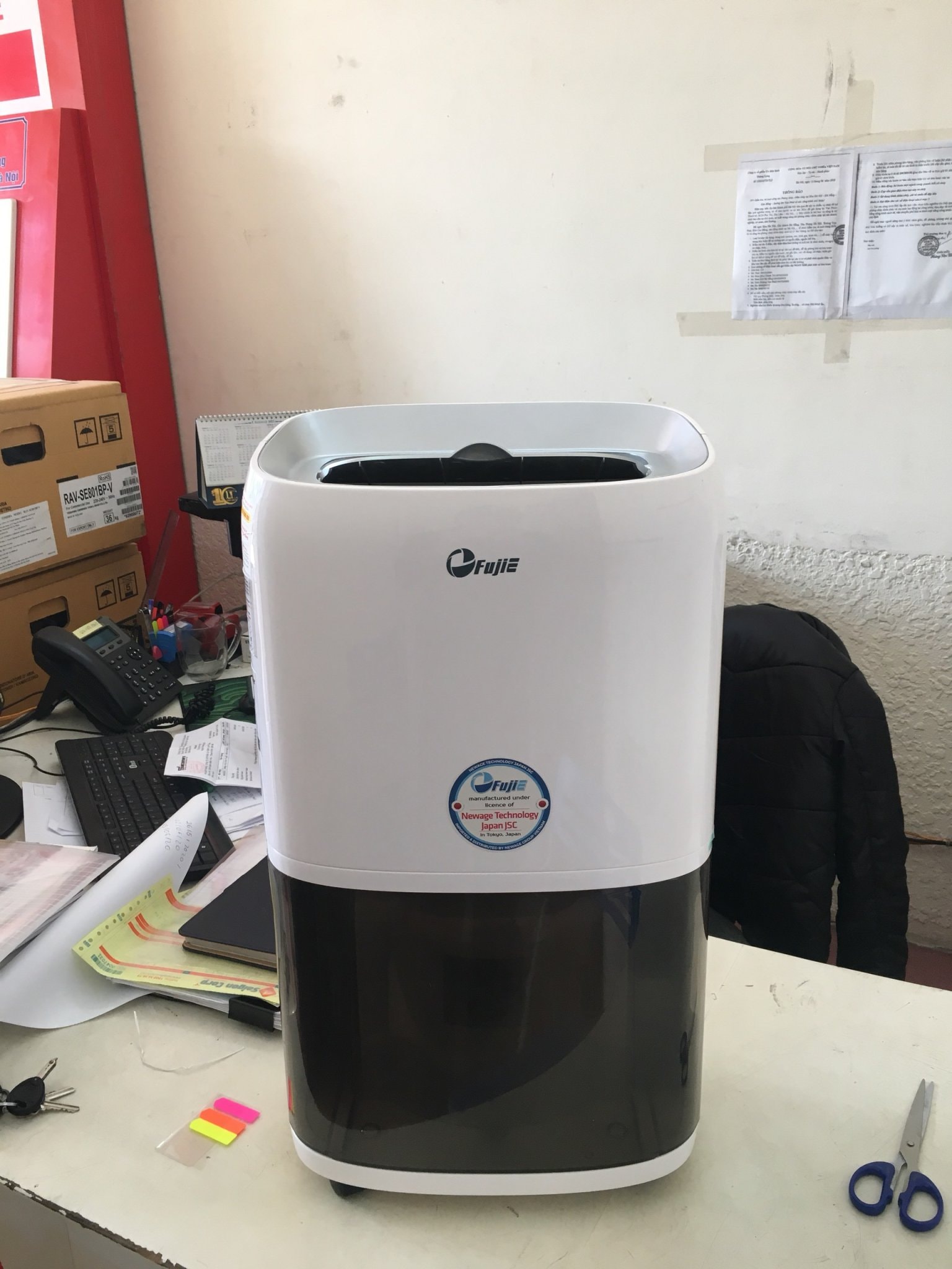 Máy Hút Ẩm Gia Đình Fujie HM-918EC