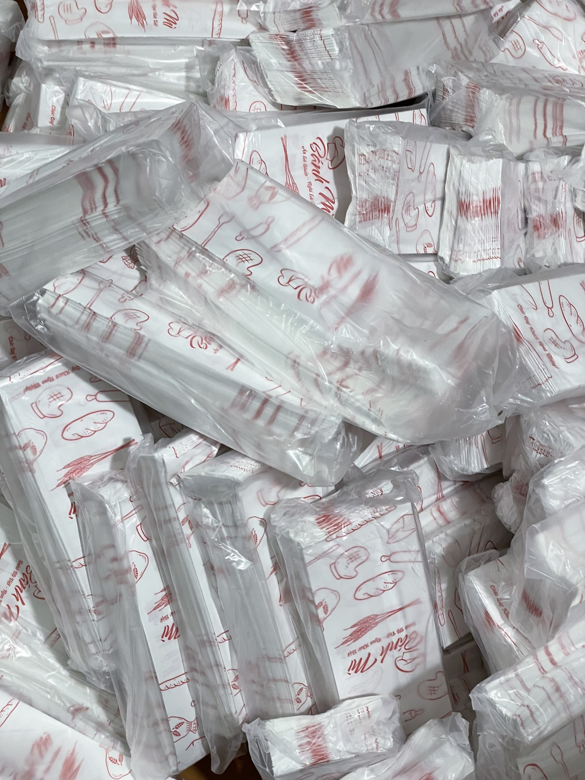 Túi Giấy Đựng Bánh Mì MT Trắng 100 Túi