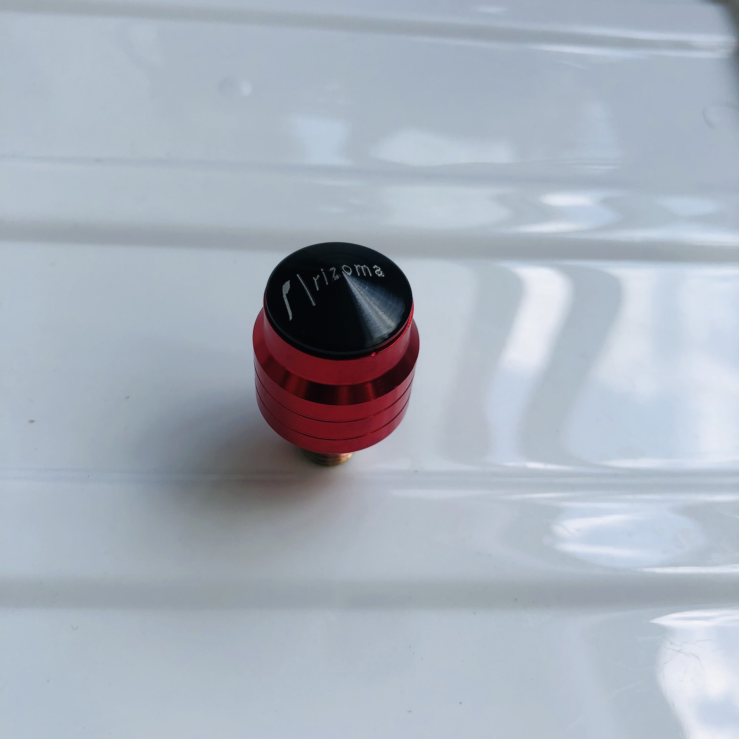 ỐC KIỂU GẮN CHÂN KÍNH XE MÁY 10 LY