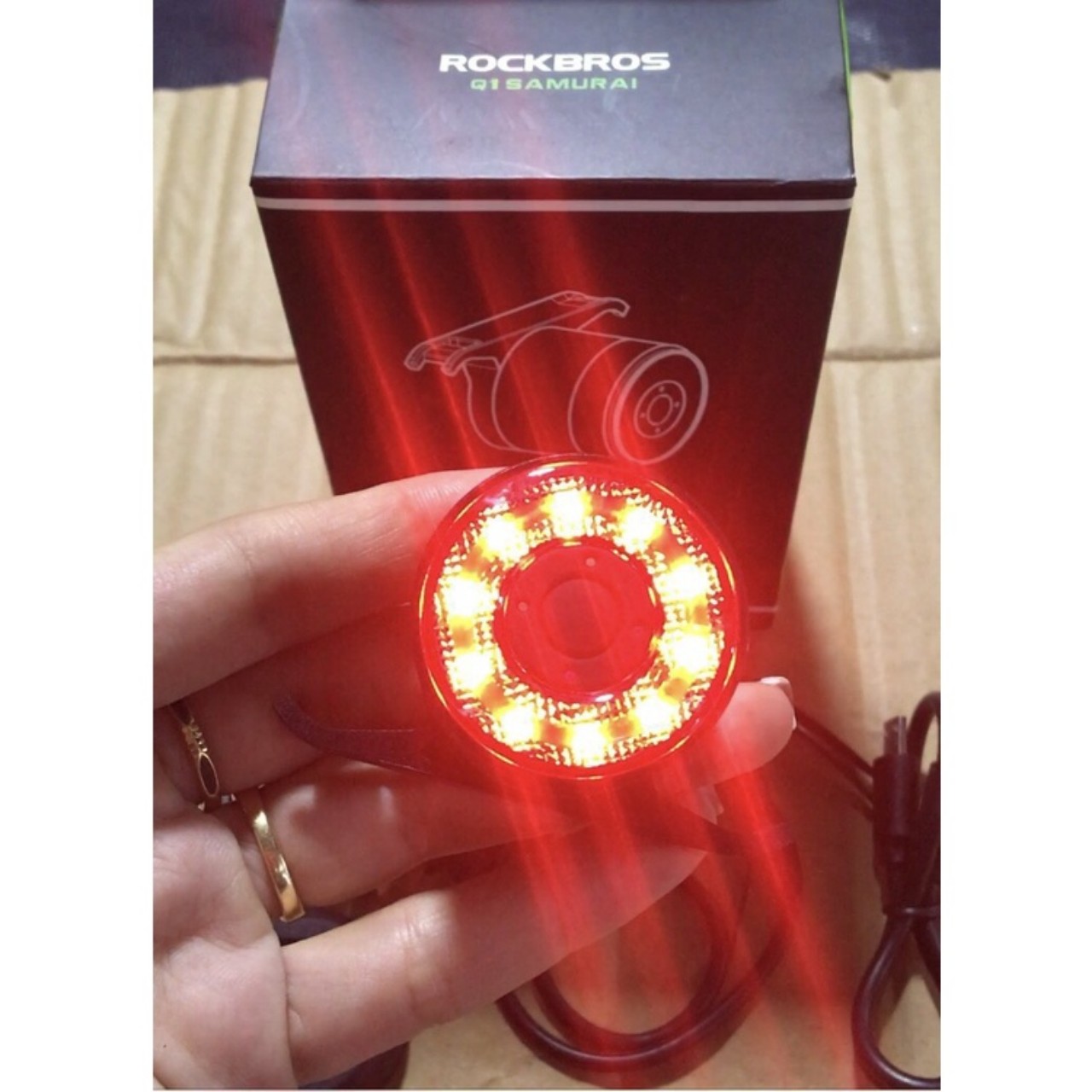 Đèn hậu xe đạp ROCKBROS SAMURAI Q1