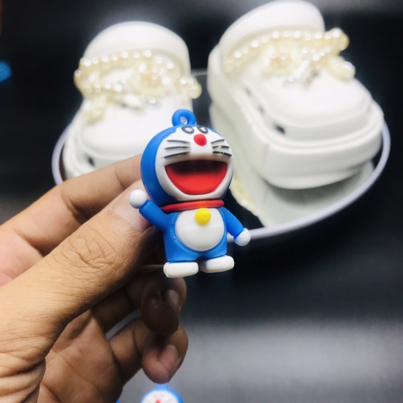 bộ sticker doremon  gắn dép crocs 10 món doremon