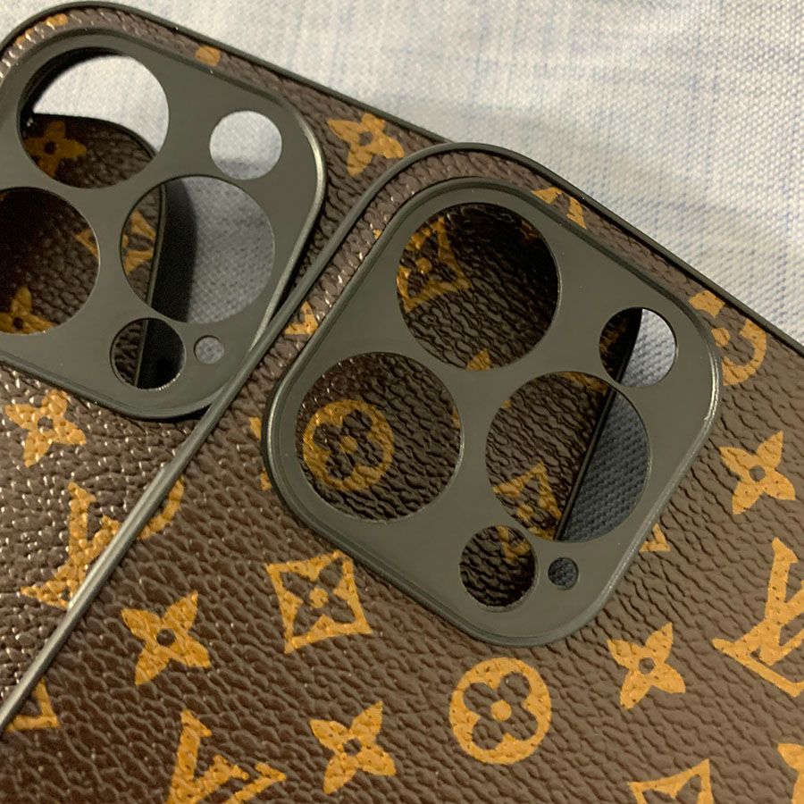Ốp lưng giả da LV cho IPhone 13-13 Pro-13 Pro Max