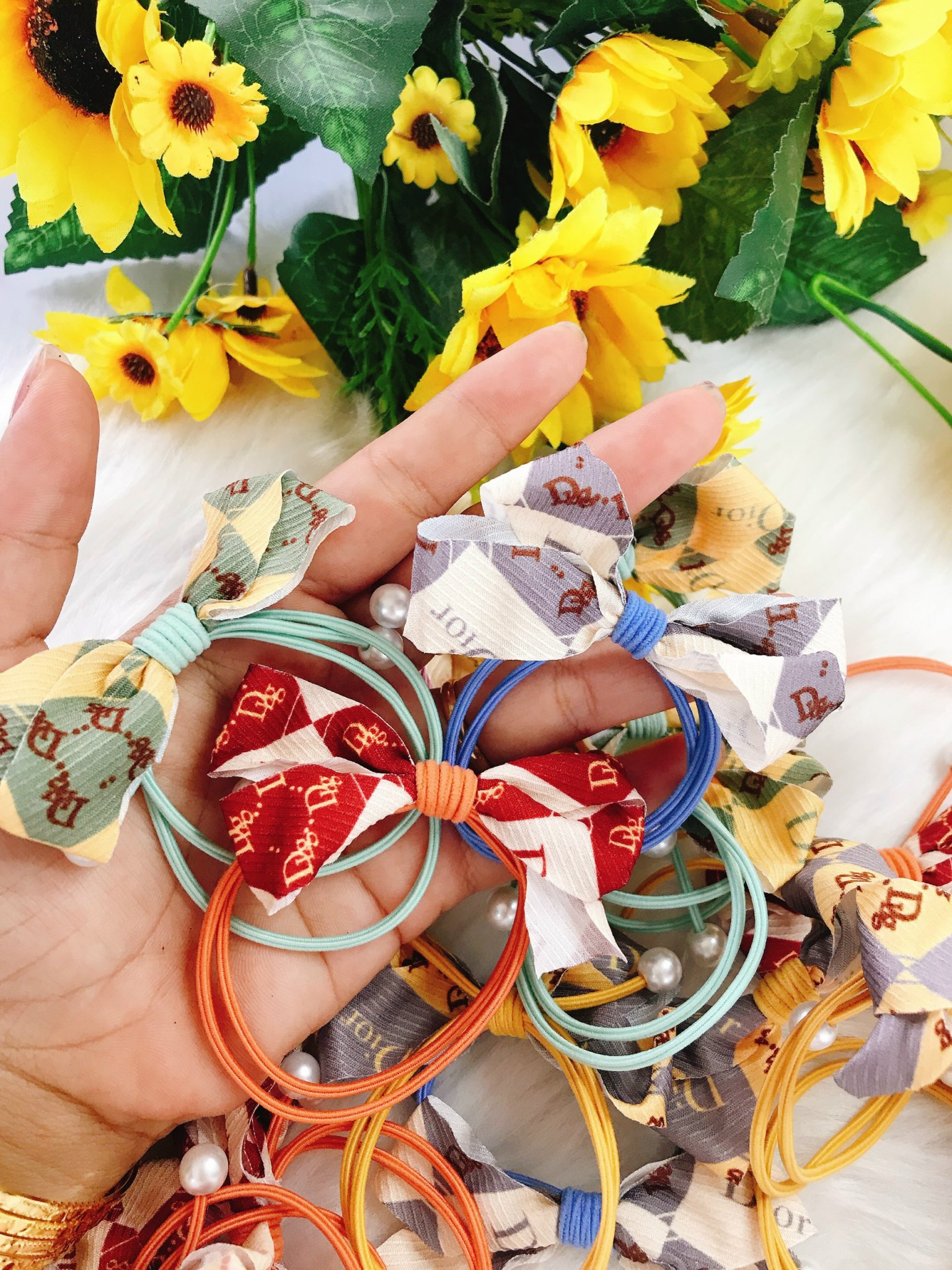 set 2 cột tóc nơ có ngọc ( ngẫu nhiên)