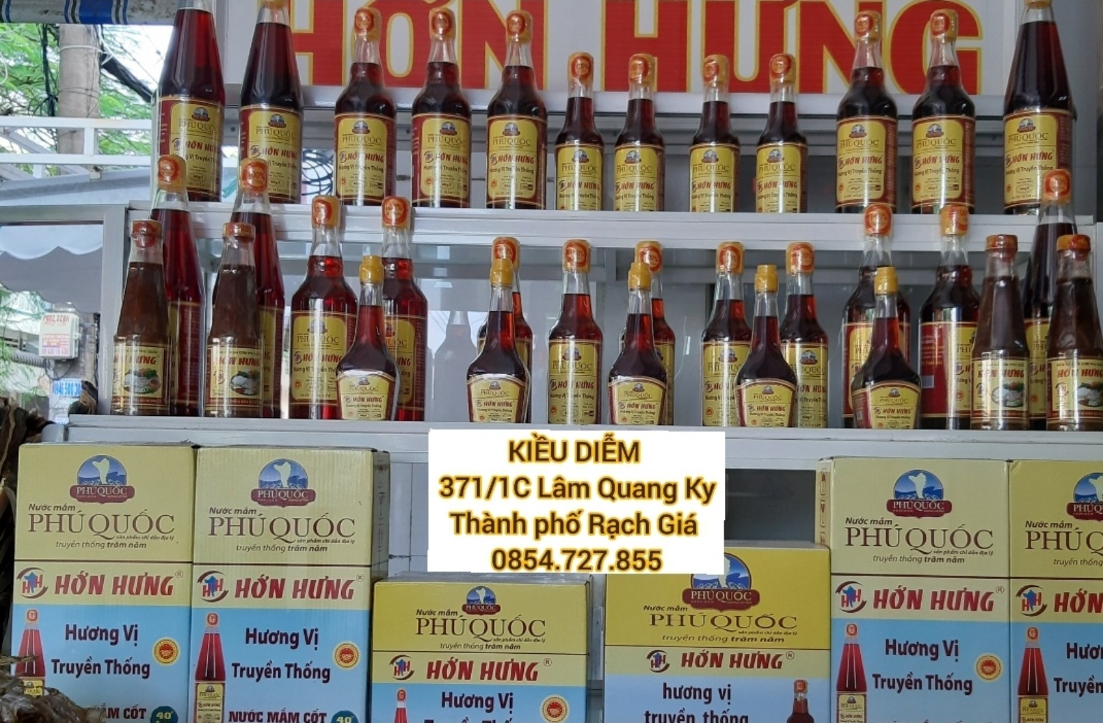 (loại đặt biệt rất ngon)(hộp 2 chai 700ml) nước mắm PHÚ QUỐC - hiệu Hớn Hưng (40 độ đạm)