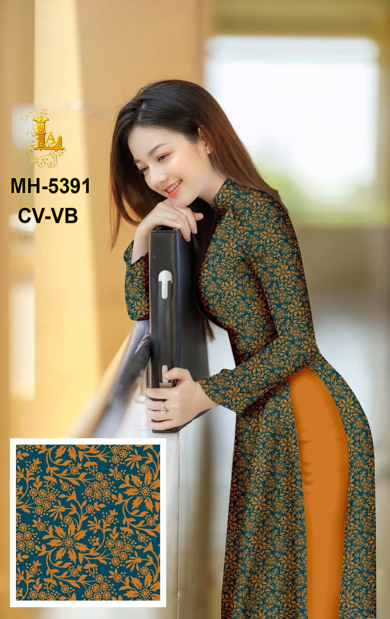 Vải áo dài hoa văn đều áo hiện đại