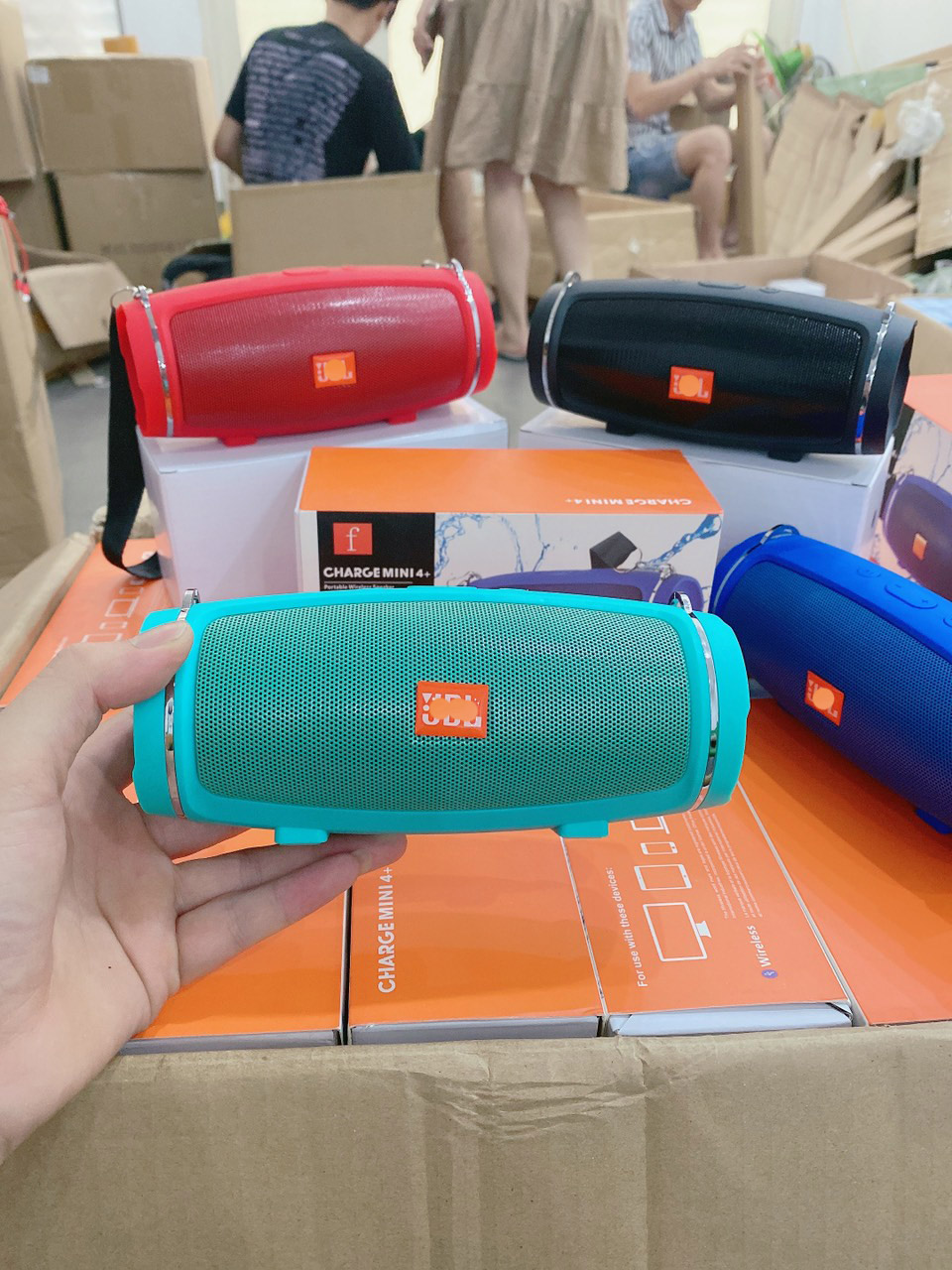 Loa Bluetooth Mini Chager 4+ - Loa Bluetooth Cầm Tay Mini - Tặng Dây Đeo