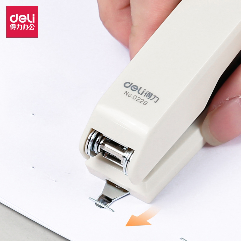 Dập ghim Deli #10, 15 tờ 0229