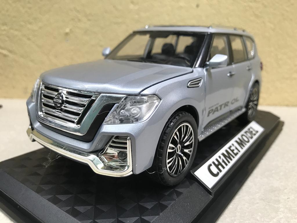 Mô hình xe ô tô nissan patrol 1:24