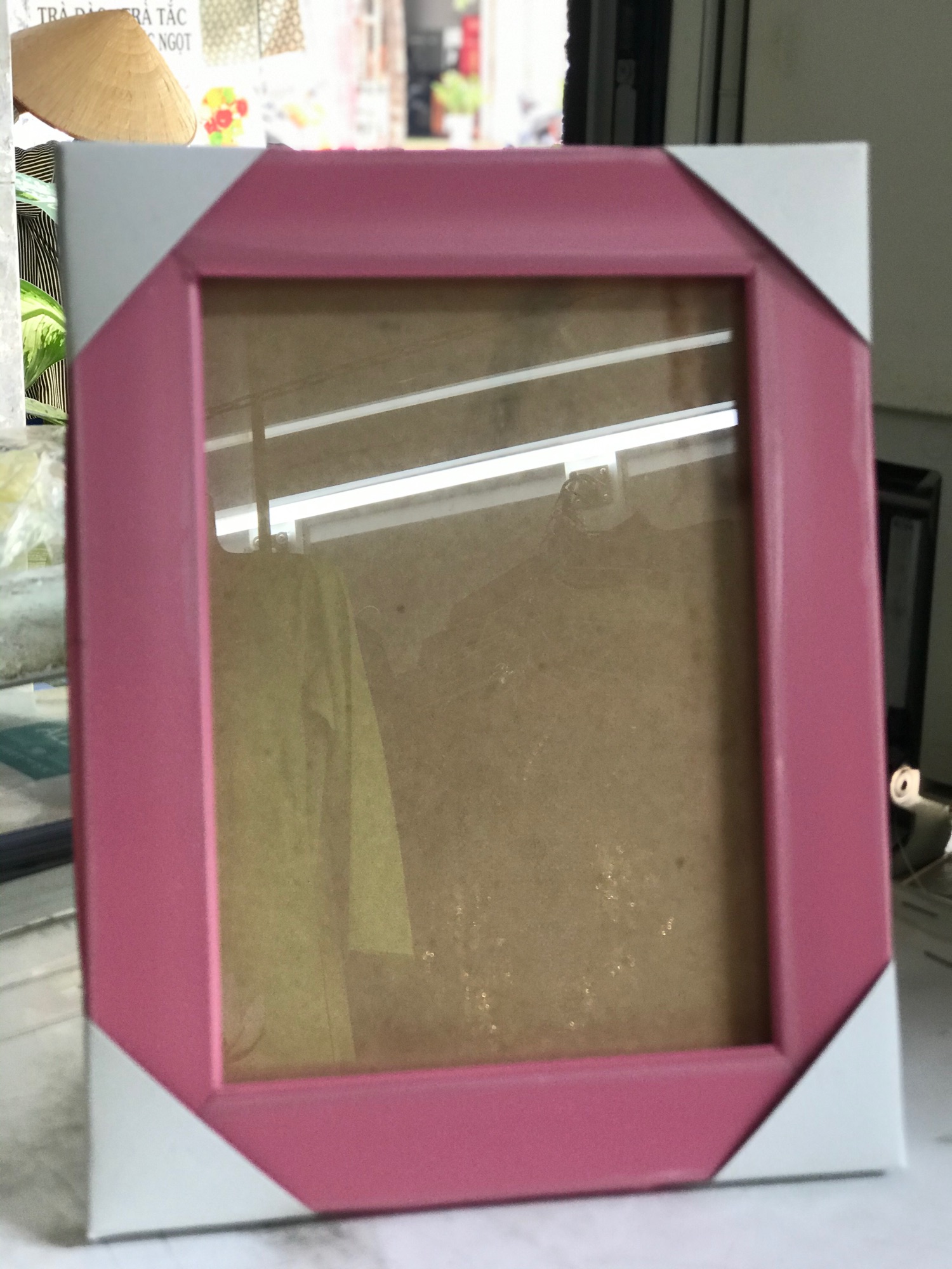 khung hình có kiếng 13x18