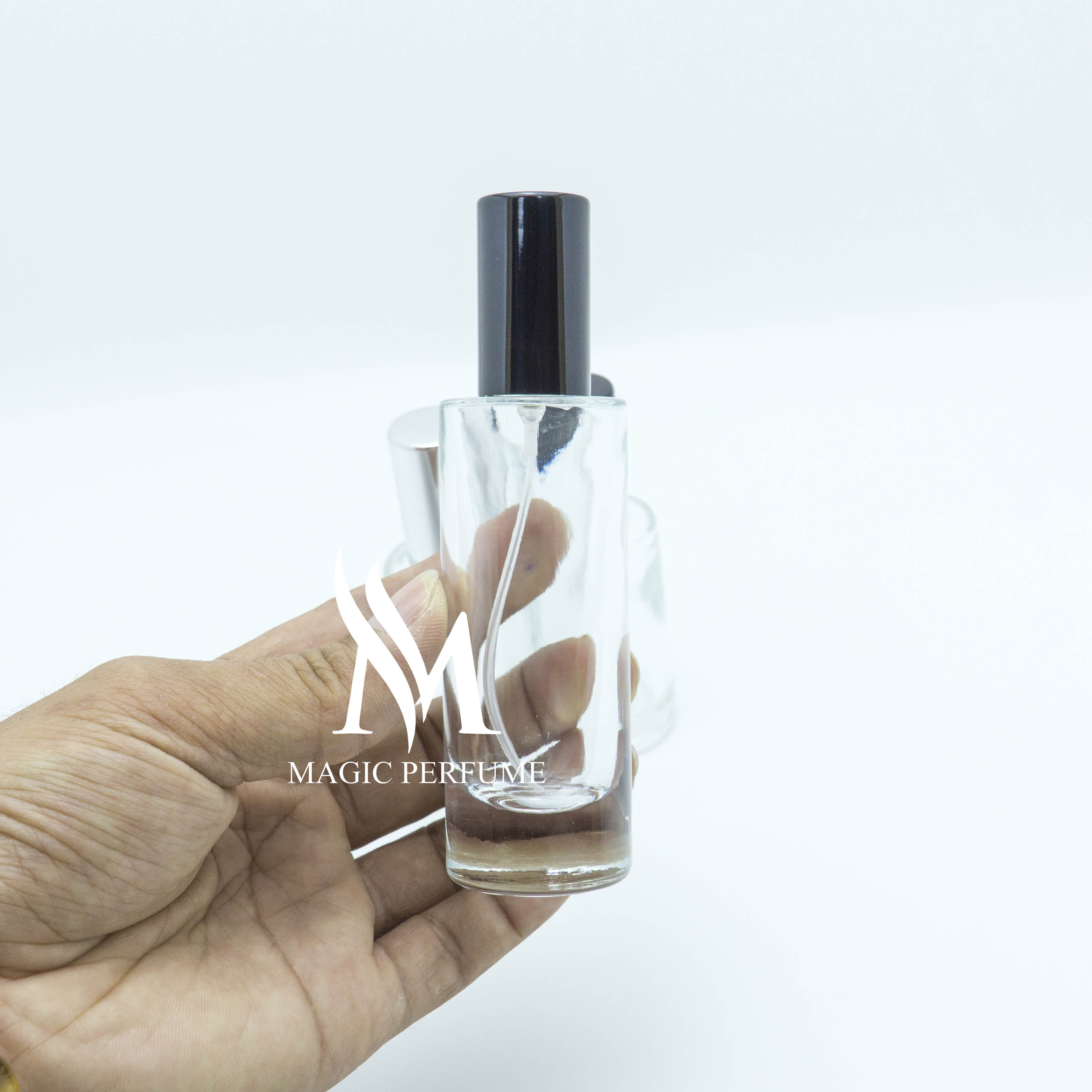 Chai lọ chiết nước hoa thủy tinh trong trụ tròn dung tích 20ml / 30ml dạng xịt phun sương