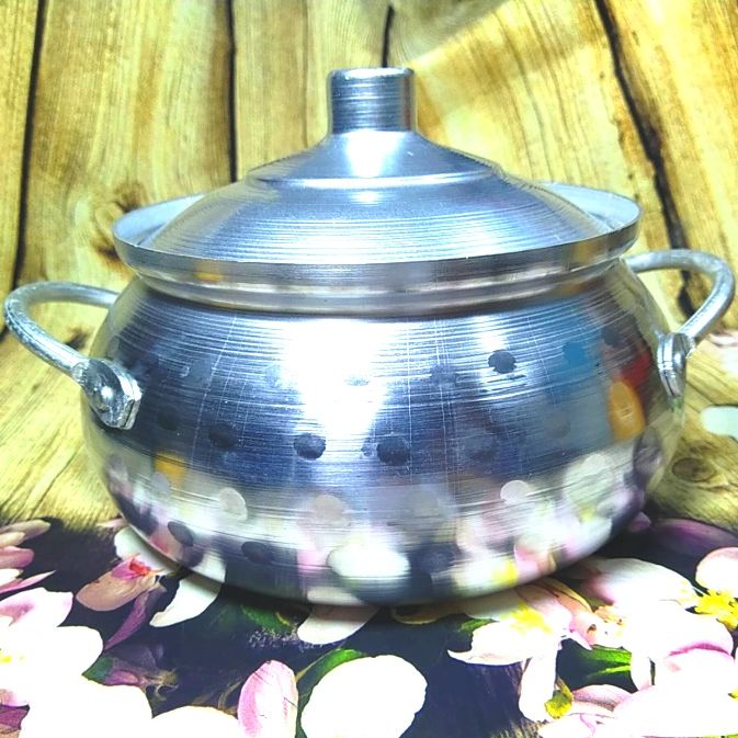 Nồi Lẩu Bầu THÁI, Lẩu nhúng, Lẩu bò tái, Lẩu mắm, Tái, CUA ĐỒNG. Sản phẩm được gò thủ công mang chất TRUYỀN THỐNG. Chuyên DECOR cho các sự kiện món ăn DÂN DÃ DÂN TỘC VIỆT