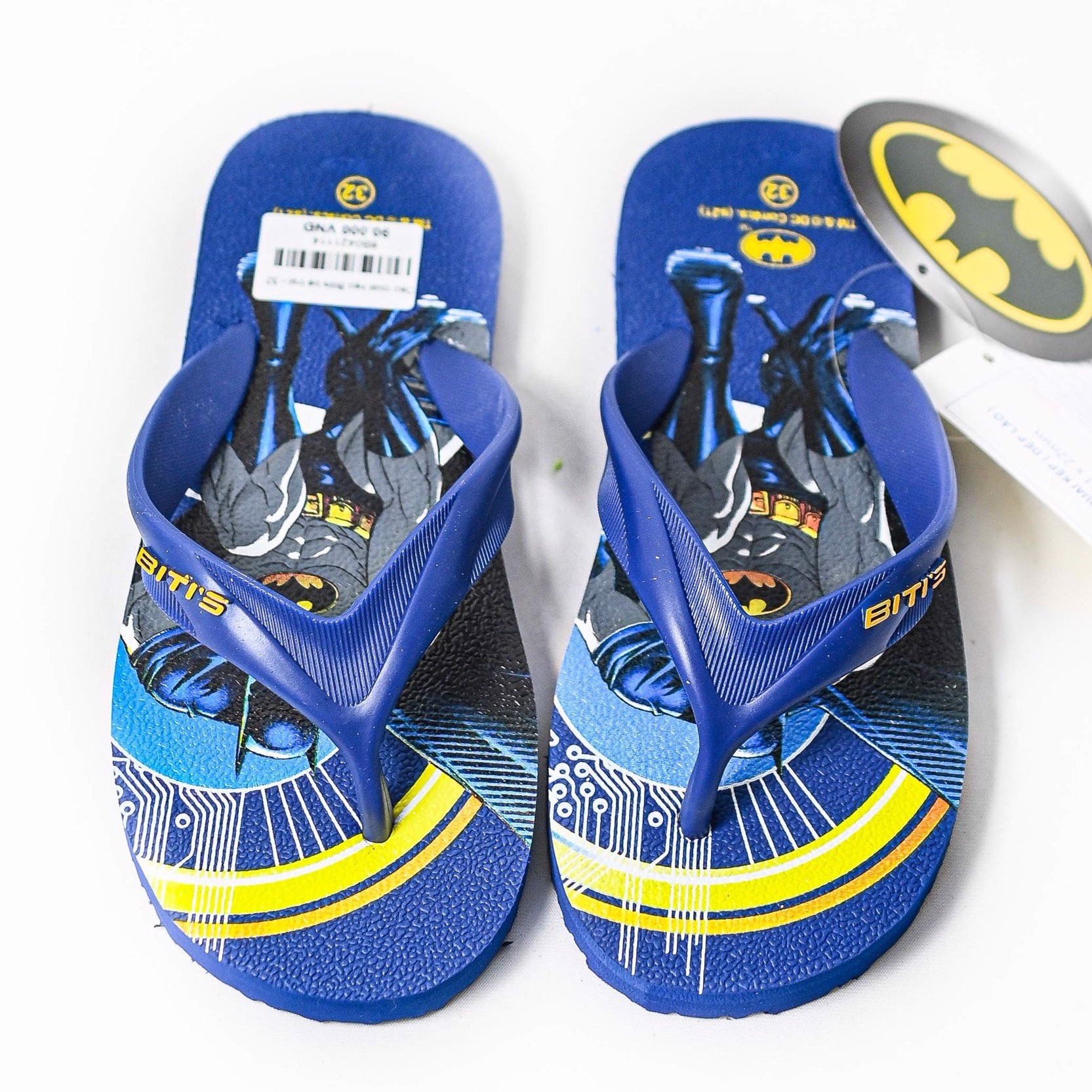 [Hoàn Xu] [SALE GIẢM SỐC] DÉP LÀO XỐP QUAI KẸP BÉ TRAI BITI'S NGƯỜI DƠI BATMAN DLB012299 (ĐEN + ĐỎ + XANH DƯƠNG) - BITIS