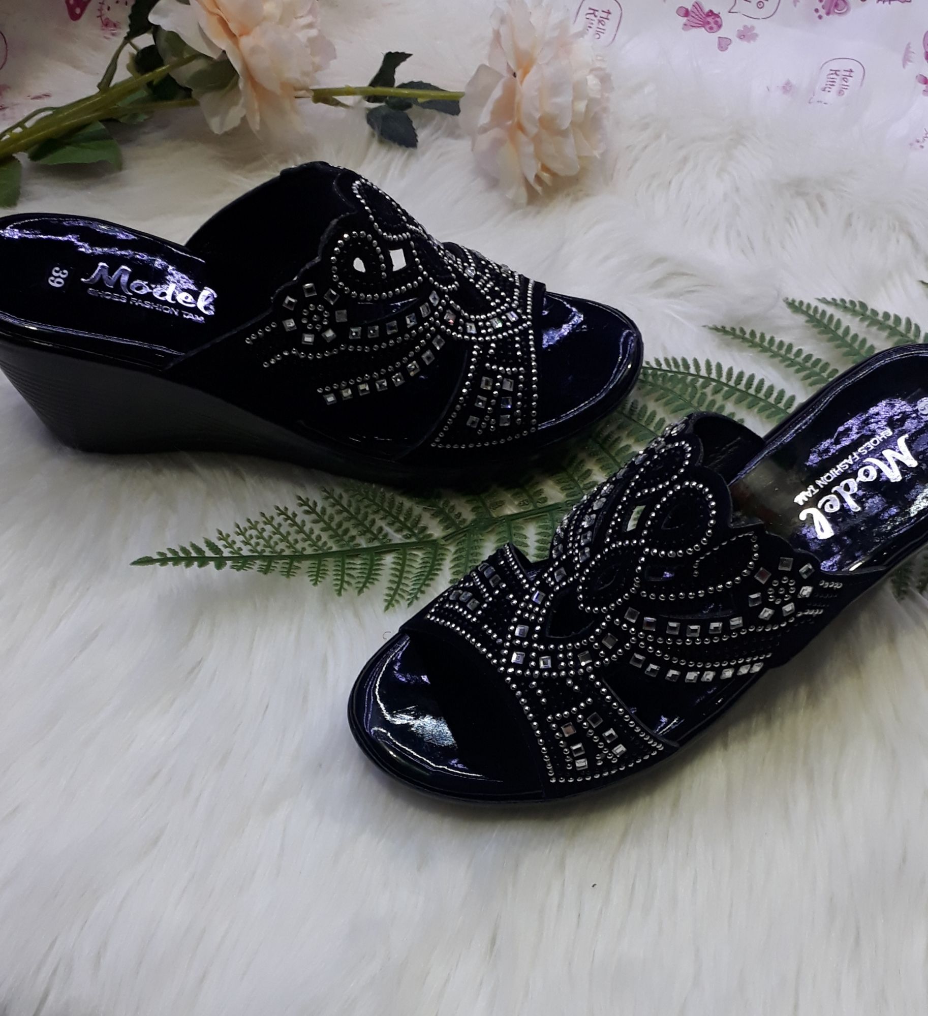 #dép xuồng trung niên đính xoàn