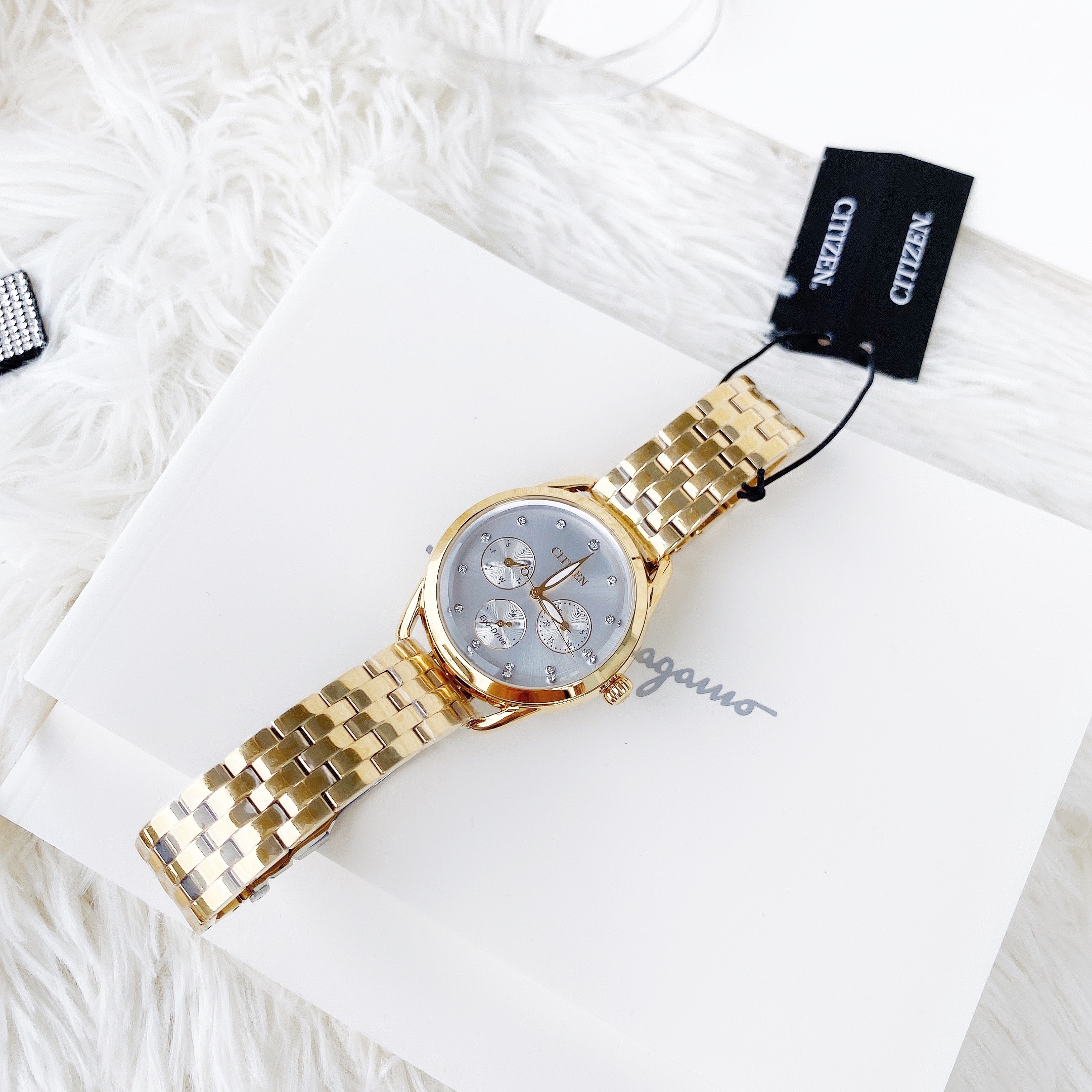 Citizen  nữ cực xinh xắn mới