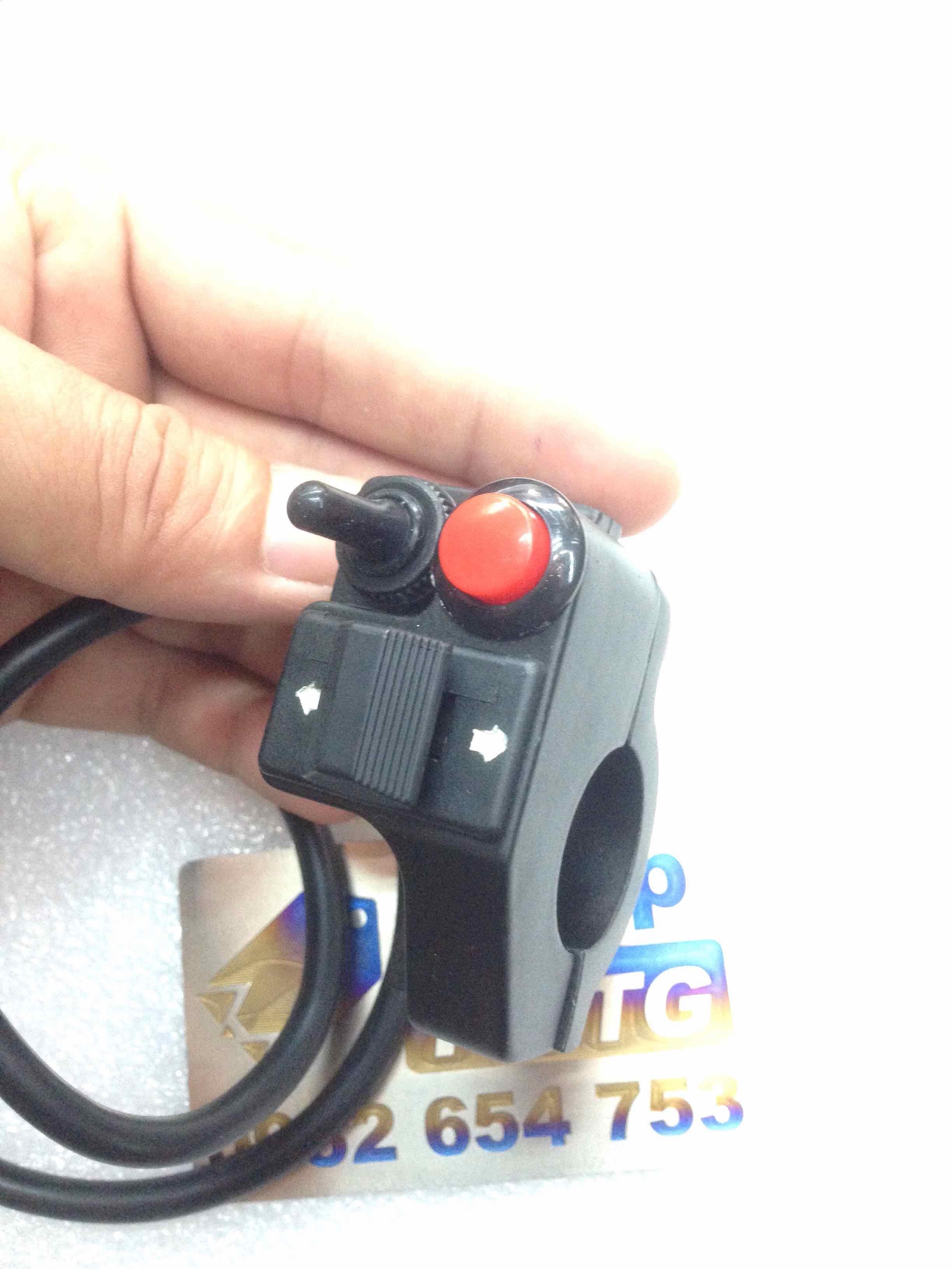 Cùm Công Tắc Phụ 3 Chức Năng