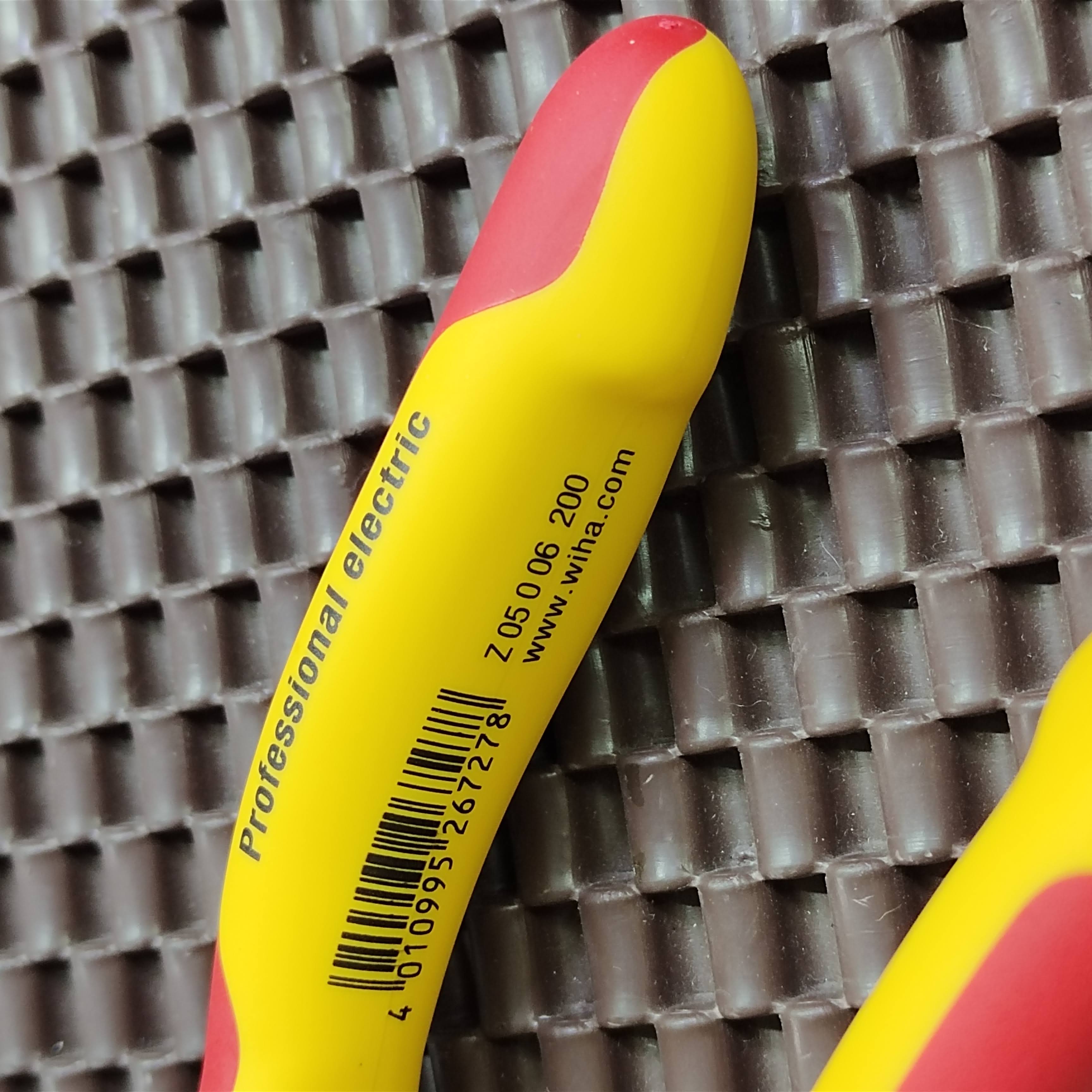 Kìm nhọn cách điện 1000v WIHA 26727 Germany