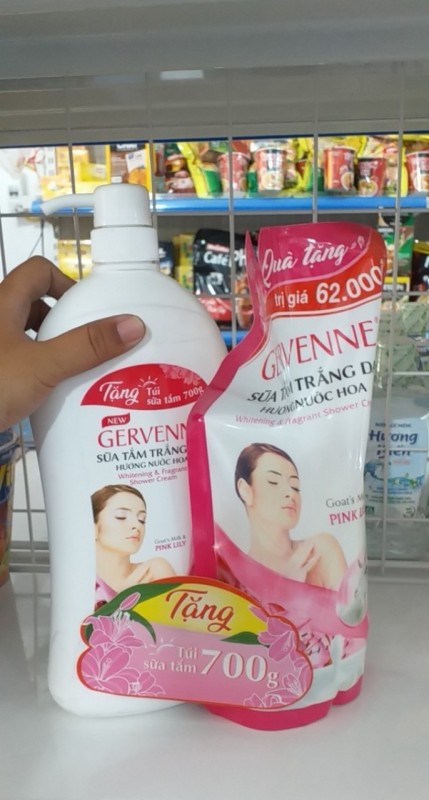 Mua 1 tặng 1 Sữa Tắm Trắng Da Gervenne 1,2lít + túi 700ml