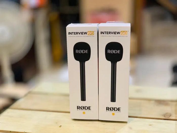 Tay cầm phỏng vấn Rode Interview Go cho Wireless Go