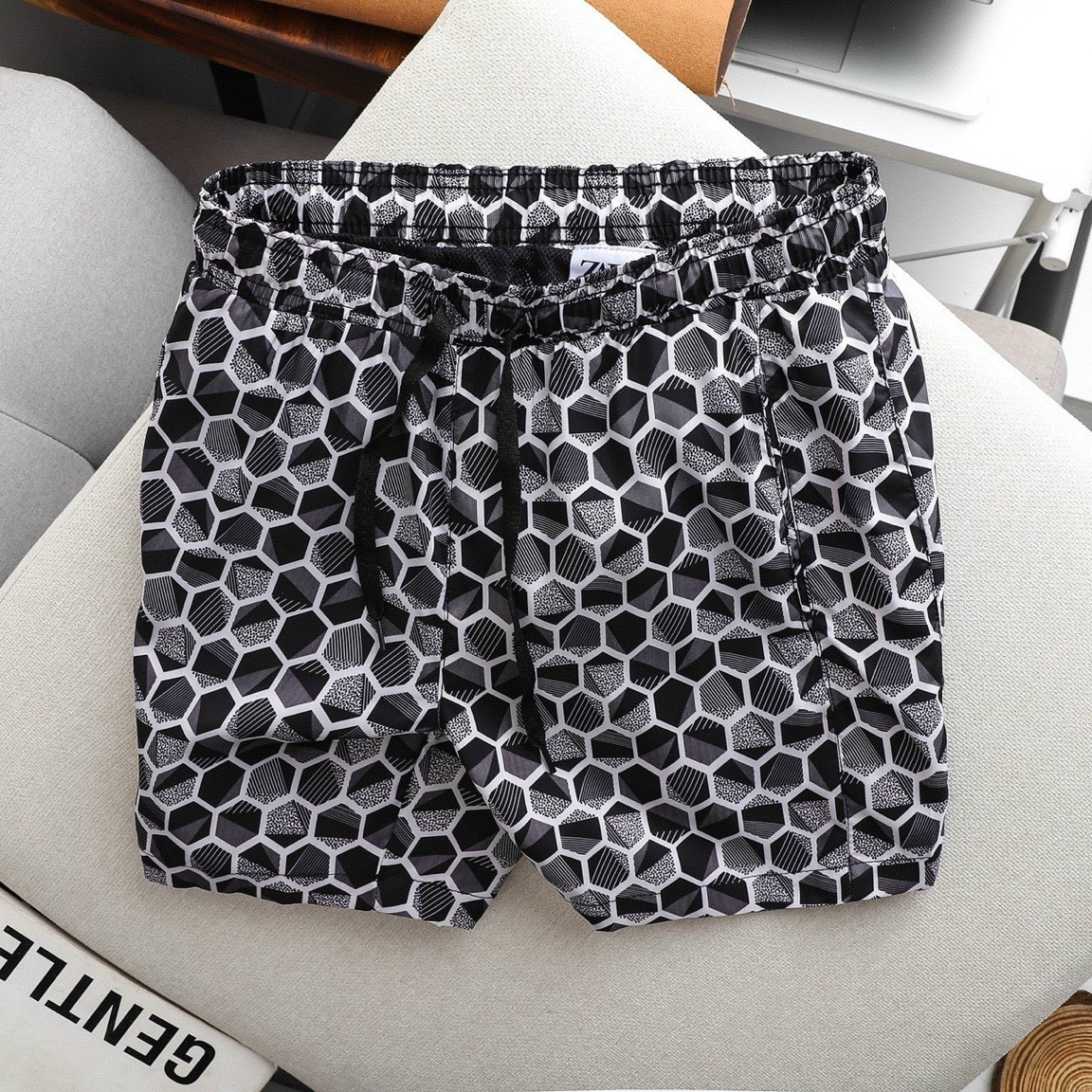 QUẦN SHORT GIÓ 2 LỚP ĐI BIỂN VNXK