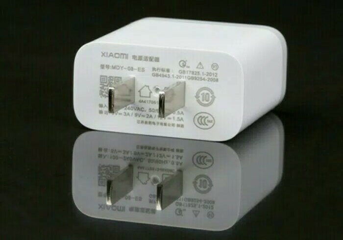 Củ / Cáp sạc Xiaomi Quick Charge 3.0, 5V-3A - 9V/2A - 12V/1.5A (18W)