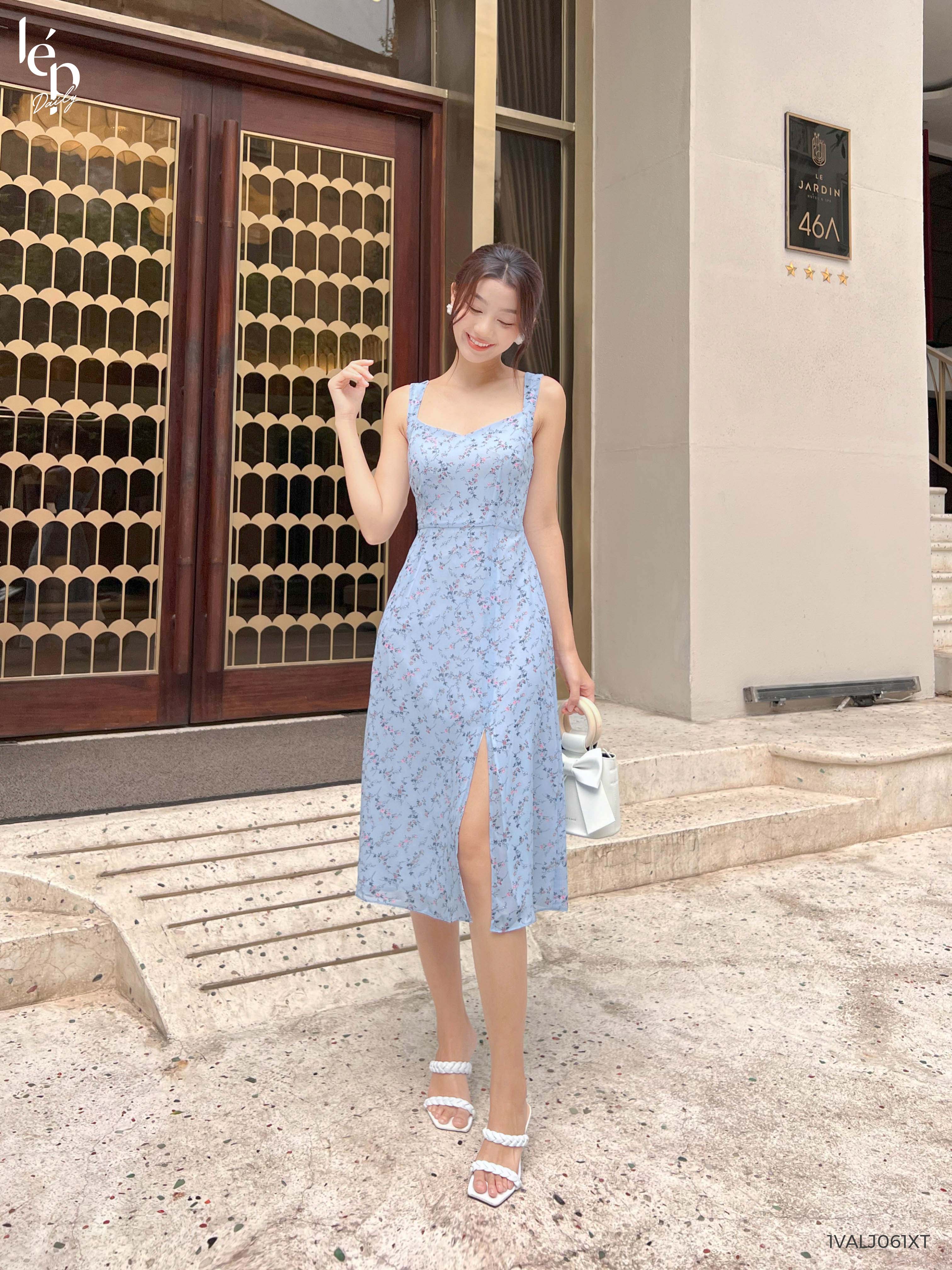 Váy 2 dây hoa nhí vintage dáng dài chất liệu nhung tăm  hàng có sẵn   Shopee Việt Nam
