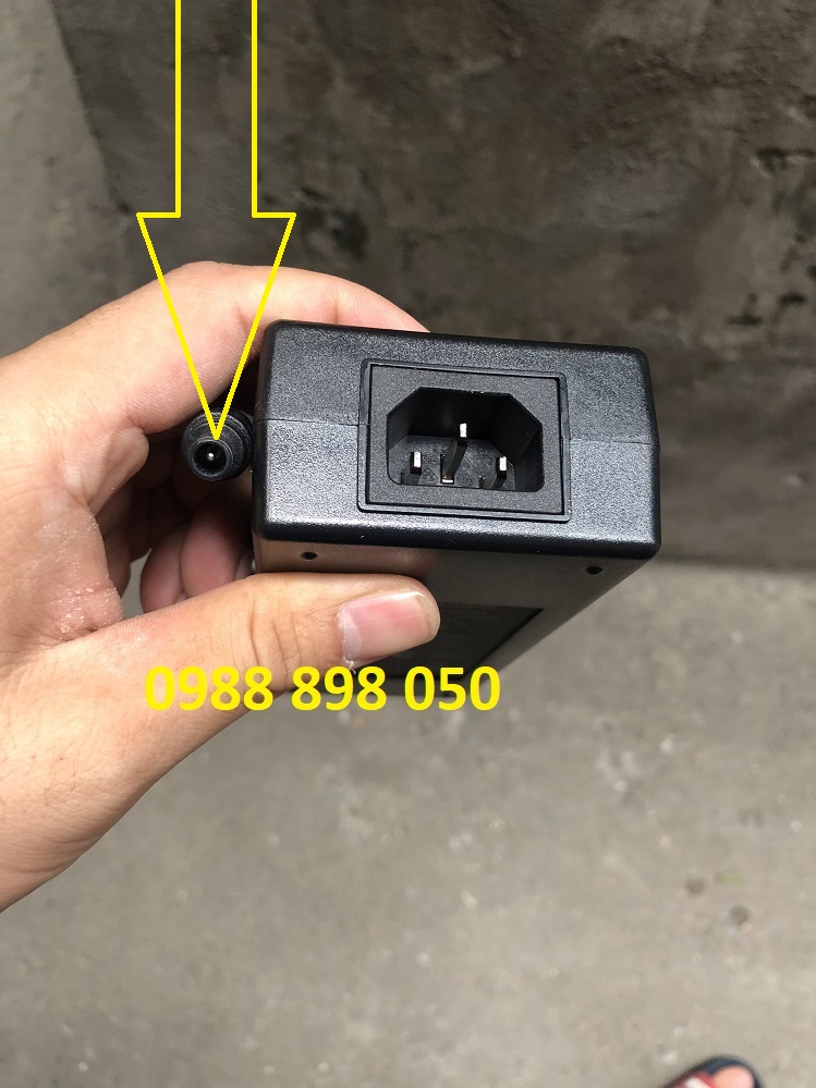 nguồn adapter DC  53V 1.8A 95W loại tốt