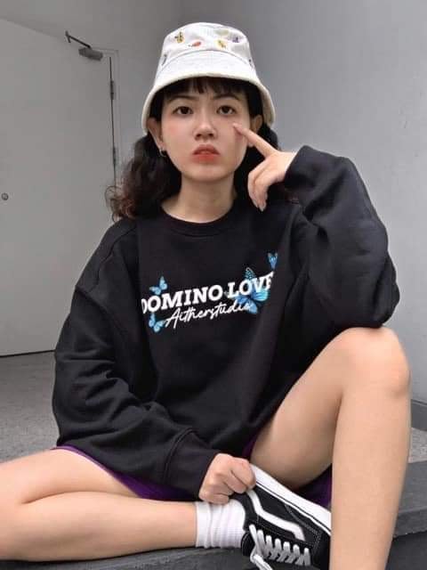 Áo Sweater nỉ họa tiết  tình yêu (trong luong tu 40kg den 65kg)